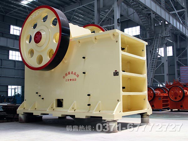 顎式粉碎機(jī)顎板、肘板和邊護(hù)板哪種好？