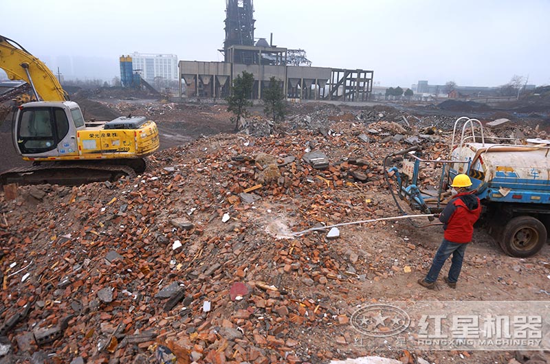 小型建筑垃圾處理廠賺錢嗎？用什么破碎機(jī)好？