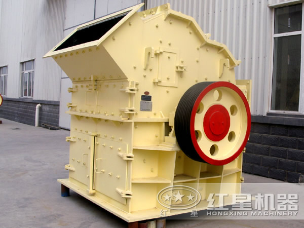 PXJ800×600型石灰石高產(chǎn)細(xì)碎機(jī)_小功率，大能力，值得一看