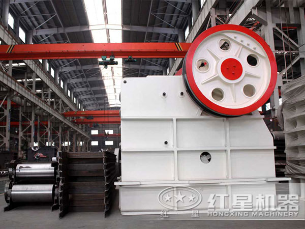 顎式破石機——石料廠的戰(zhàn)斗機，石頭的變形機