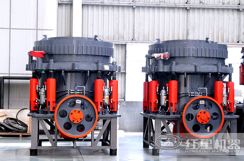 含鐵的石頭用什么破碎機(jī)粉碎比較好？