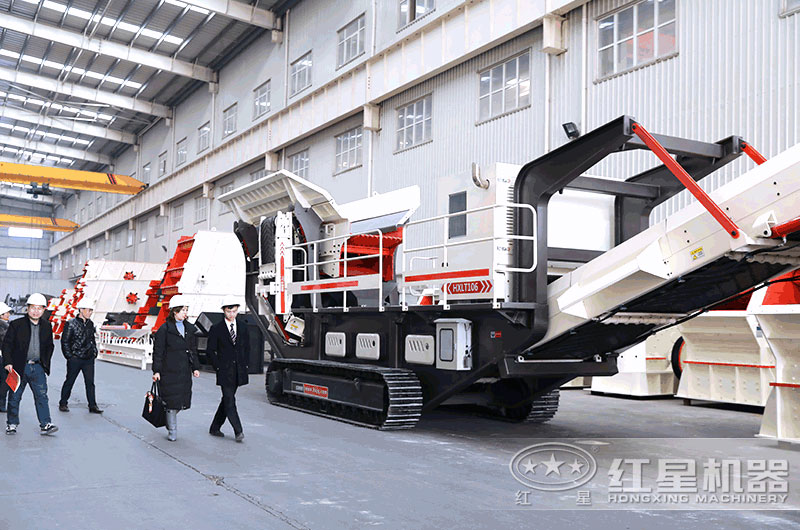 想找型號全、價格優(yōu)惠的履帶液壓巖石破碎機廠家，來這里！