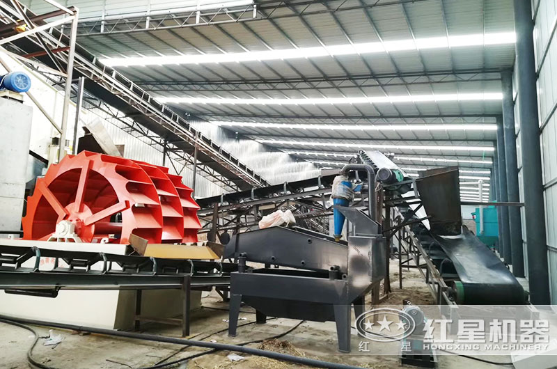 水洗沙機械多少錢一套？（內(nèi)有大型水洗沙機械工作視頻）