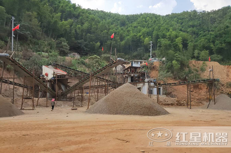 15萬預(yù)算，能買到哪種河卵石及建筑廢料用多功能破碎機？